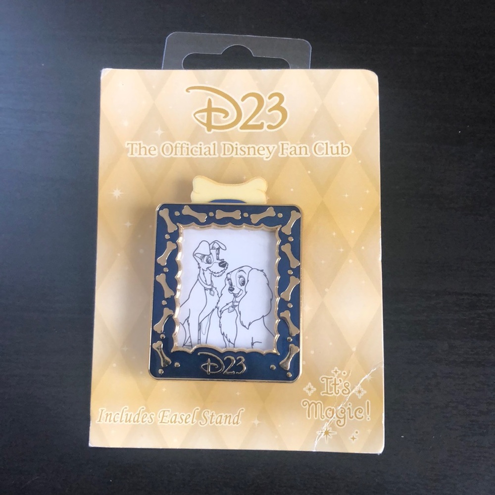 D23 Lady and the Tramp Pin